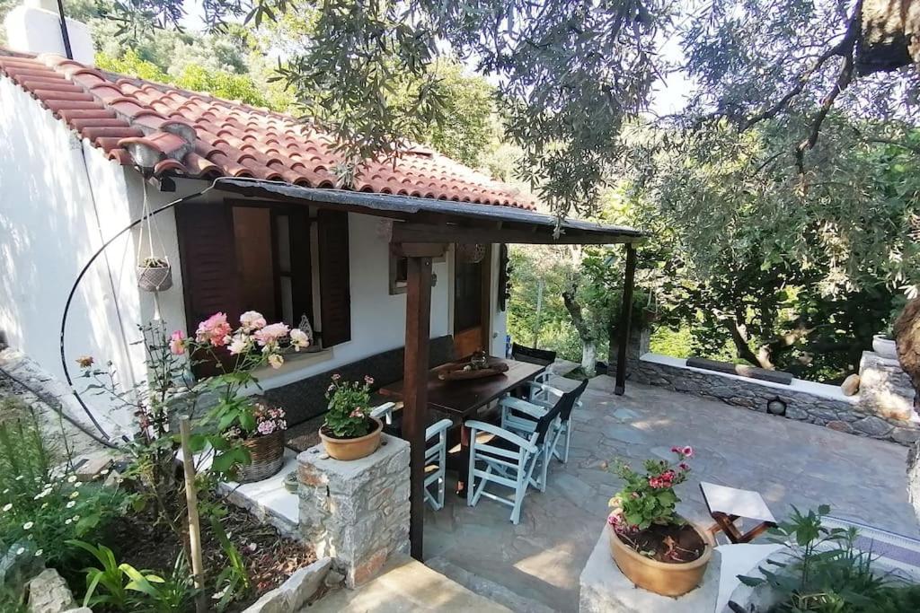Kalivi Vila Moni Evaggelistrias Exterior foto